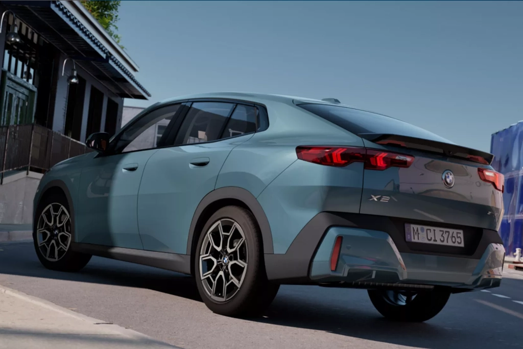 bmw_x2_banner_2042292247.webp